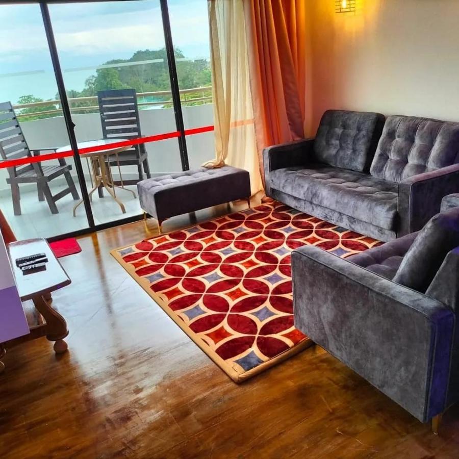 Batu Feringgi Sri Sayang Apartment Kültér fotó